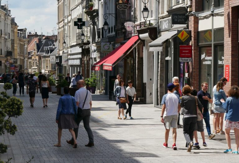ville de douai rue marchande boutique centre de douai